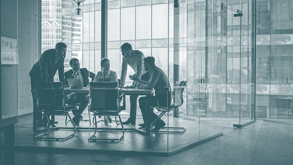 Image related to A Tale of Two Experts - How to Deal with Criticism 